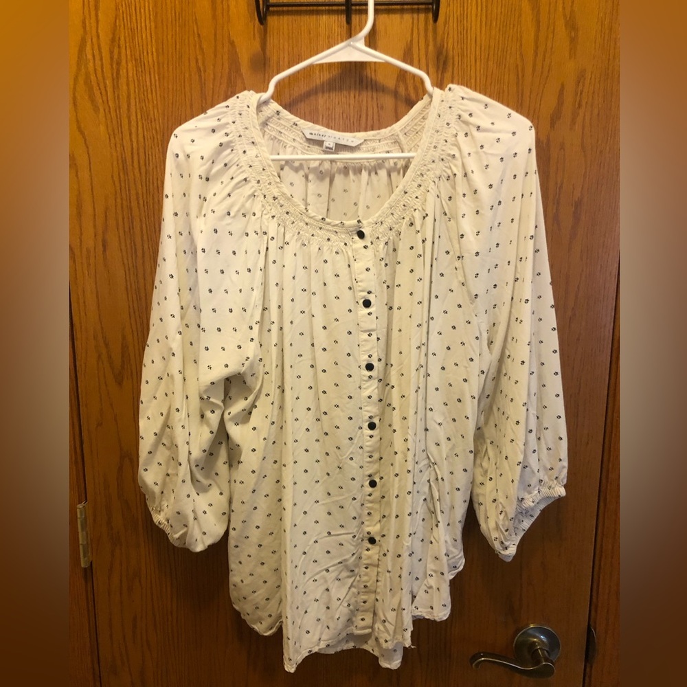White patterned maternity blouse